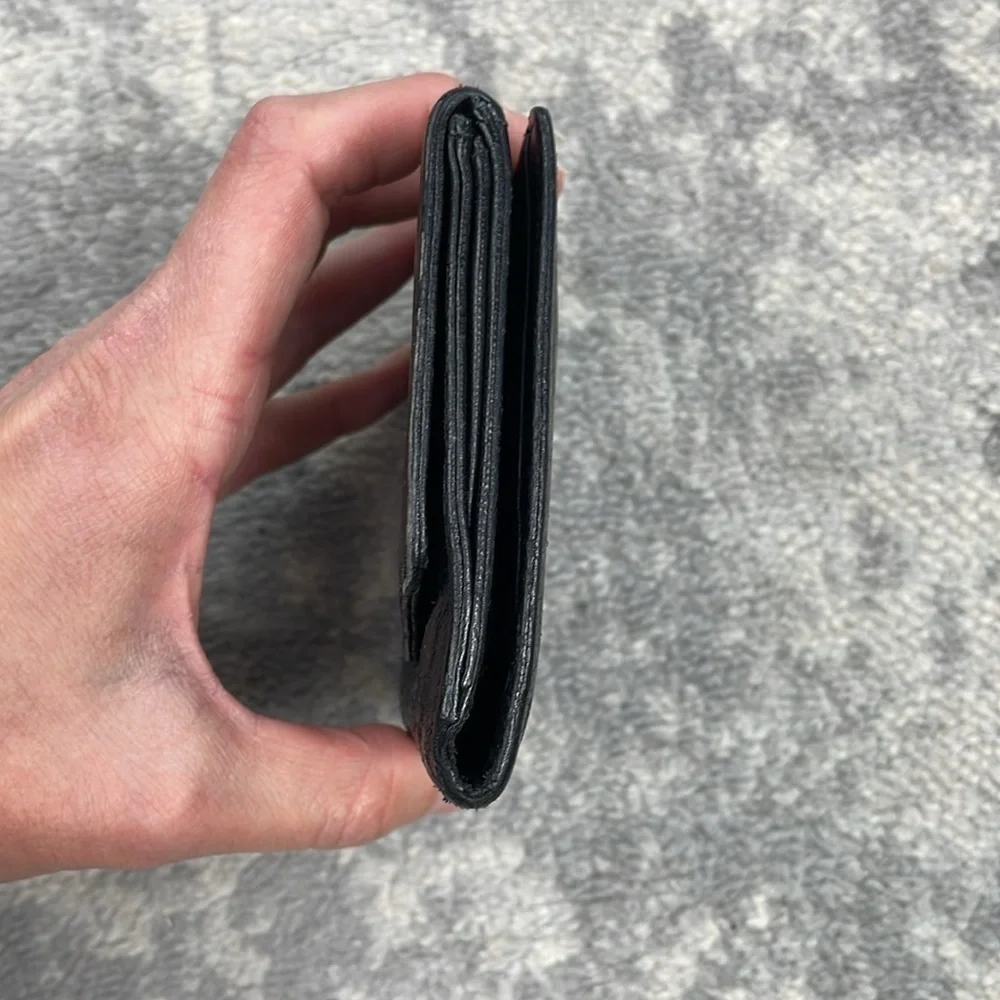 Chanel Caviar Skin Black Leather CC Bifold Compact Wallet Luxury Designer